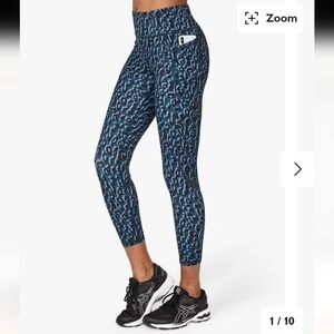 Sweaty Betty Zero Gravity Full Length High Rise Blue Leopard Print Leggings XS